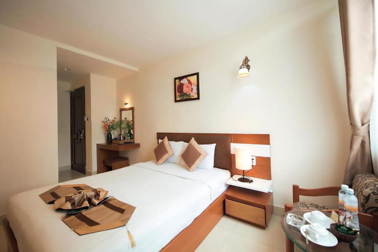 Hotel Valentine Boutique - 25 Bui Vien Street 3*