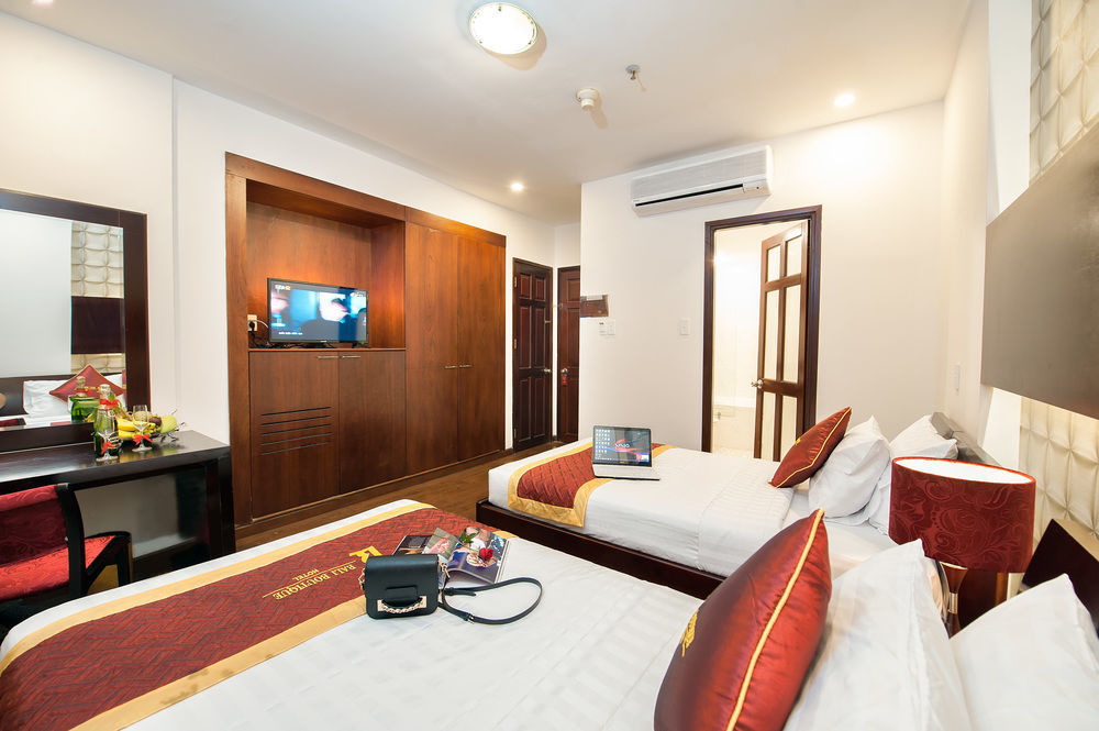 Hotel Valentine Boutique - 25 Bui Vien Street